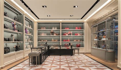 store gucci